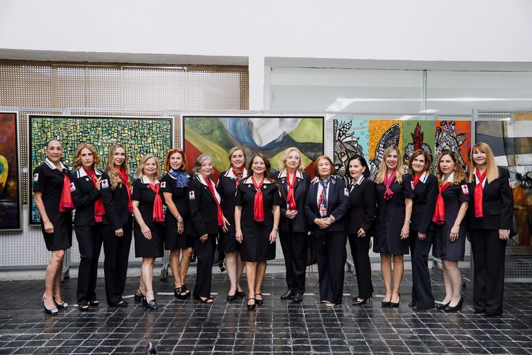 Inauguran Expo Venta de Obra de Arte y Artesanías